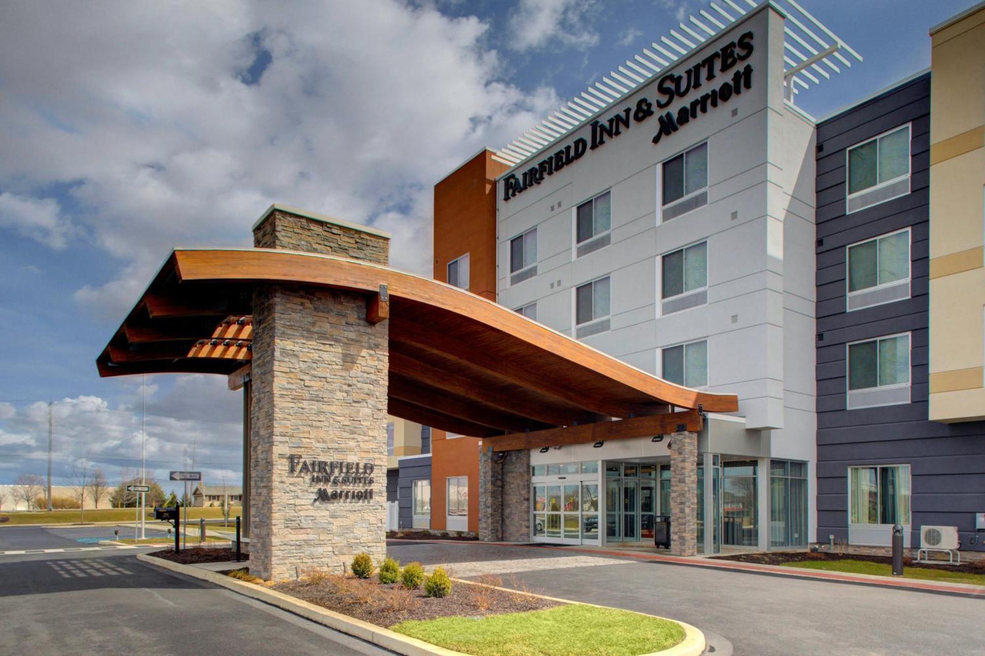 Breinigsville Fairfield Inn & Suites By Marriott Allentown West מראה חיצוני תמונה