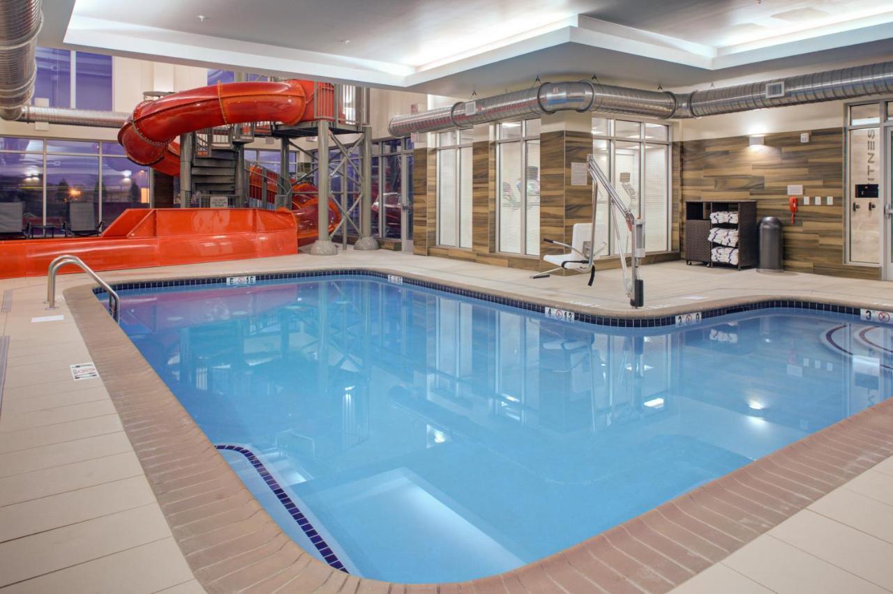 Breinigsville Fairfield Inn & Suites By Marriott Allentown West מראה חיצוני תמונה